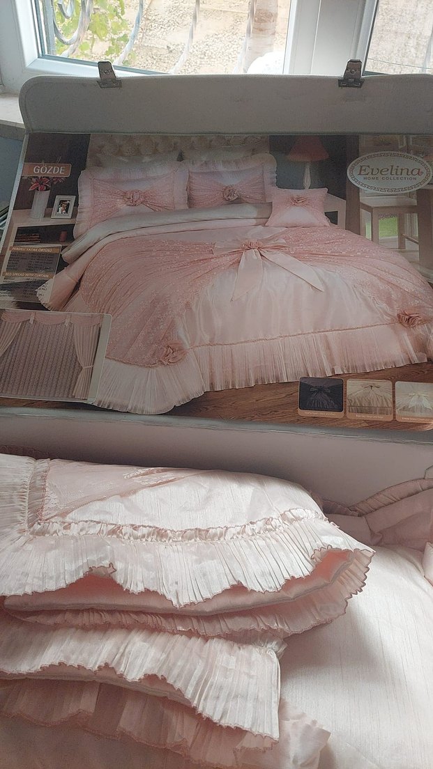 Nakışlı Pembe Yatak Örtüsü Seti - Görsel 2
