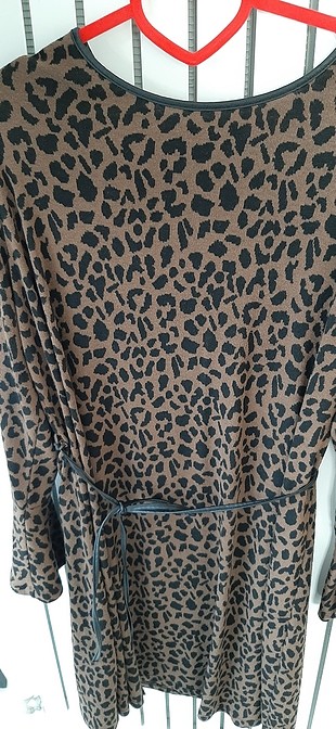 Elbise leopar desenli. Beden: 3XL - SATISA KAPALI !!!!!