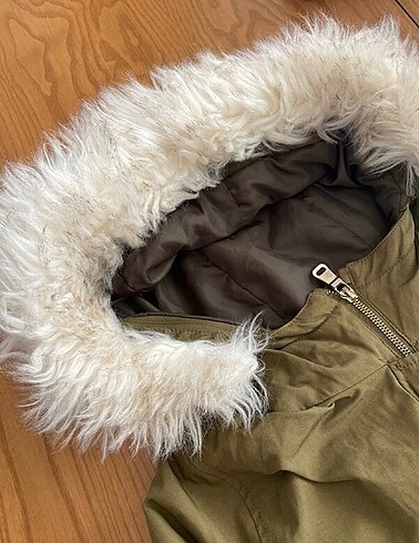 Zara kürklü mont