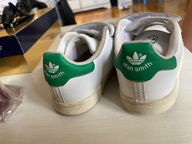 26 Beden beyaz Renk adidas stan smith çocuk ayakkabısı