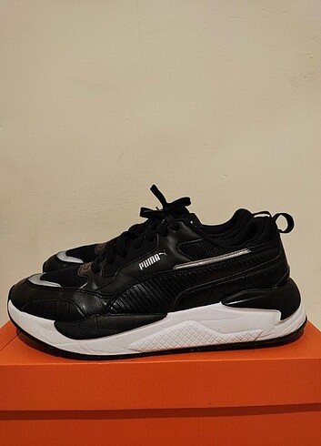 PUMA X RAY 2 SQUARE