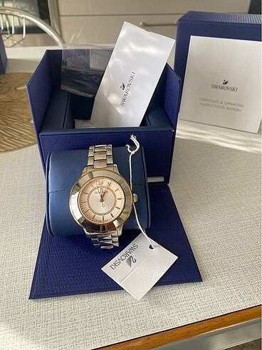 Swarovski bayan kol saati