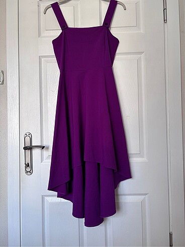Önü kısa arkası uzun mor elbise - Görsel 12