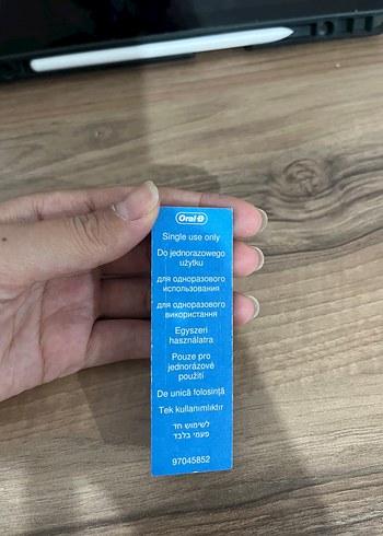 Oral-B Renkli Elektrikli Diş Fırçası Başlığı / ORAL B