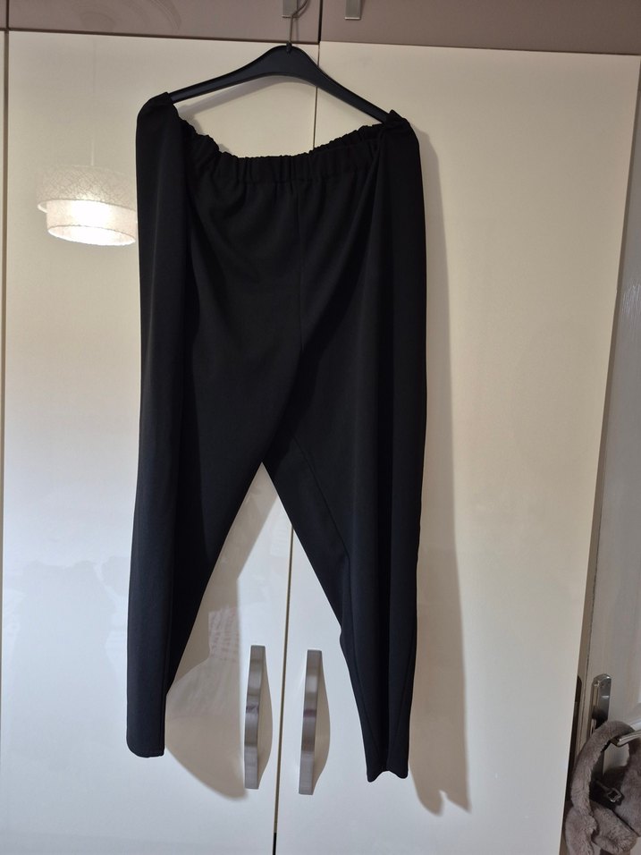 Uzun Kollu Siyah Gotik Elbise - Görsel 3