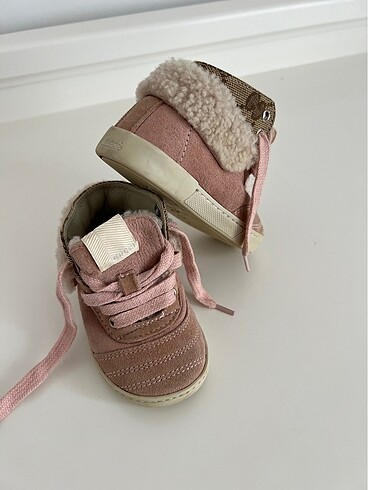 Gucci bebek ayakkabi