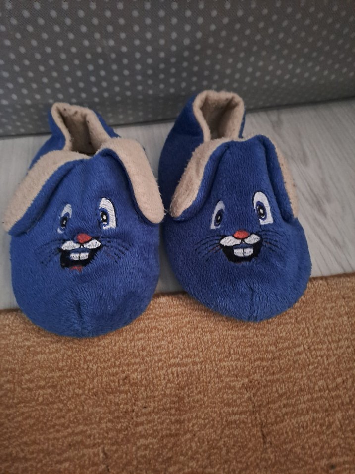 Kız Çocuk Mavi Kürklü Nakışlı Ev Terliği - Görsel 2