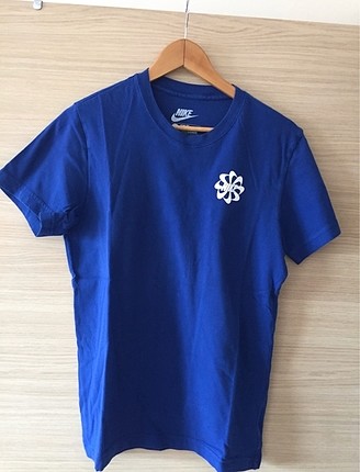 Nike tshirt