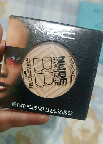 MAC Nude Magic BB Pudra 11g Bej