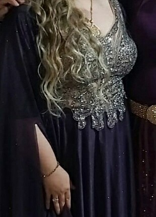 Simli ve işlemeli abiye elbise 
