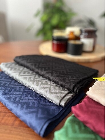 Fendi kaşmir ipek şal - Görsel 3