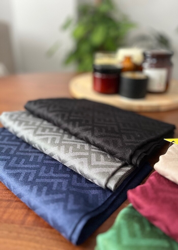 Fendi kaşmir ipek şal - Görsel 3