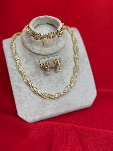 Guess Baget taşlı set