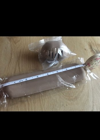 Bej Silikon makyaj fırçası ve sünger kutusu - Görsel 2