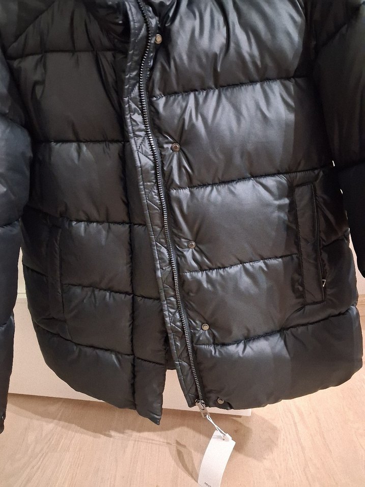 Düğmeli Siyah Kadın Kısa Kışlık Mont - Görsel 2