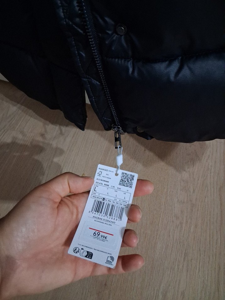 Düğmeli Siyah Kadın Kısa Kışlık Mont - Görsel 3