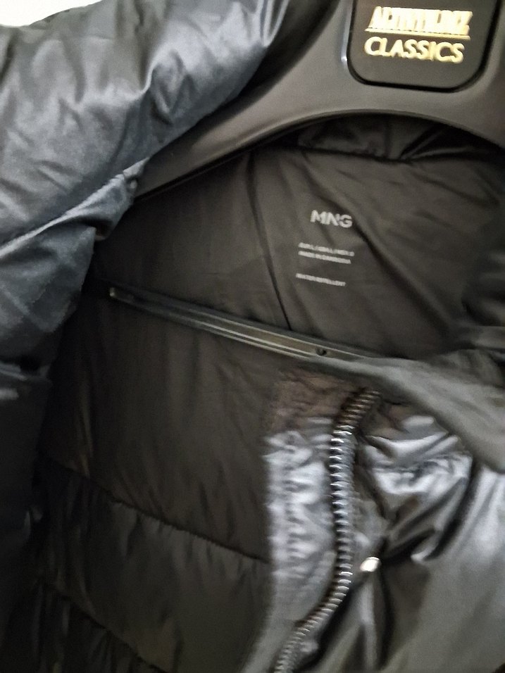 Düğmeli Siyah Kadın Kısa Kışlık Mont - Görsel 4