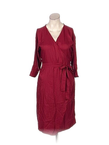 PreLoved Kısa Elbise %70 İndirimli.