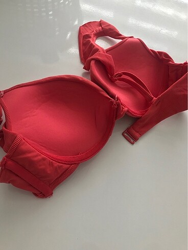 42 Beden kırmızı Renk Bikini