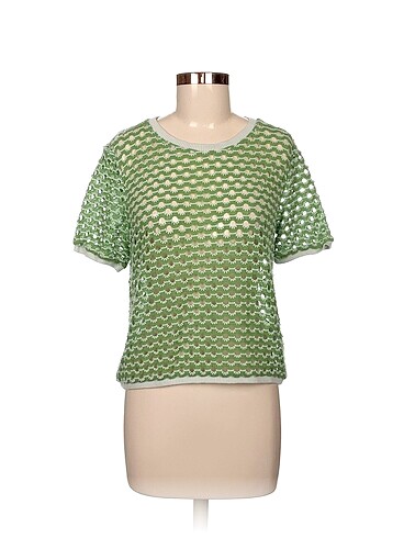 Zara T-shirt %70 İndirimli.