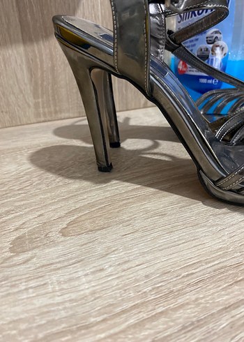 38 Beden gri Renk Gri Yılan Desenli Platform Topuklu Kadın Ayakkabı