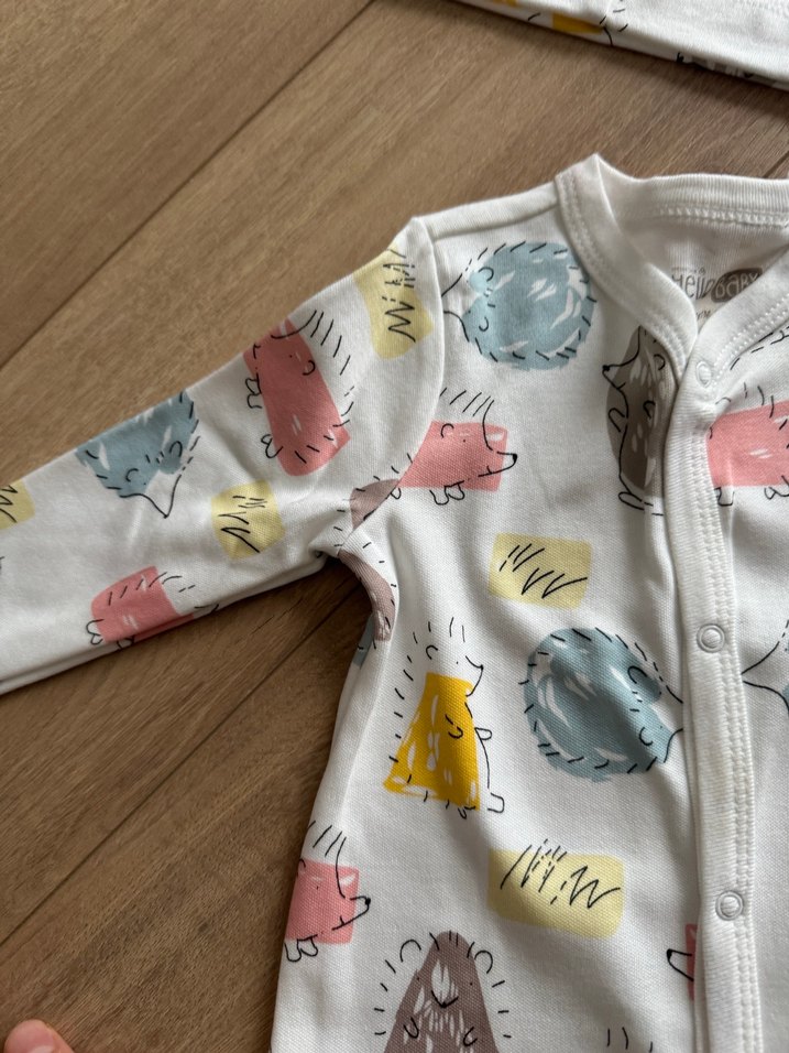 Bebek kız erkek Uzun Kollu Baskılı Tulum ve Şapka - Görsel 4