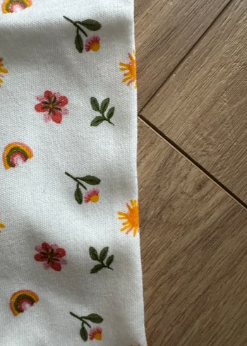 Beyaz Çiçek Desenli Düğmeli Kız bebek Tayt - Görsel 3