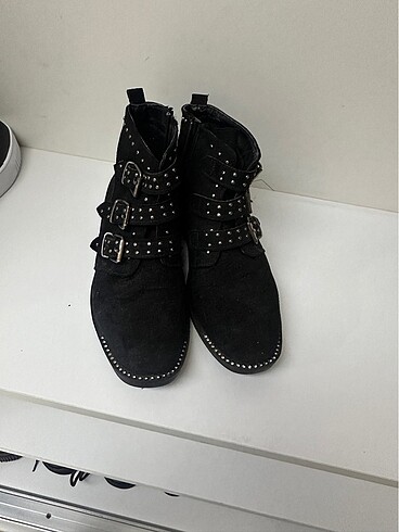 Taşlı bot - Görsel 4