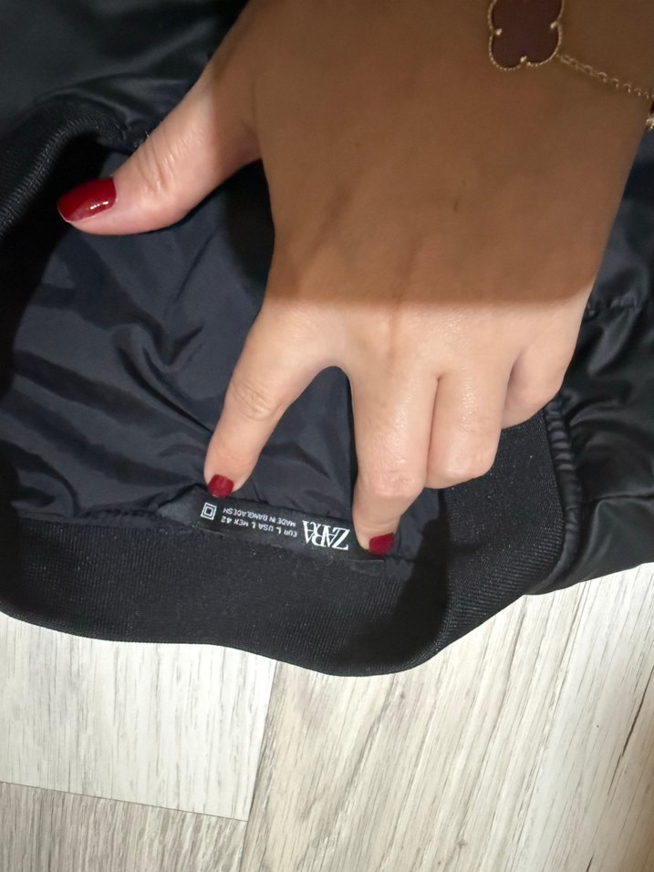 Zara erkek Siyah Şişme Yelek - Görsel 3