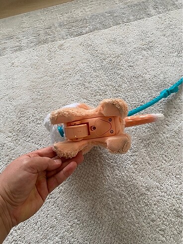 Beden FRANSADAN ALINMIS SES CIKARAN KEDI HASBRO