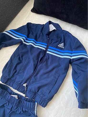 24-36 Ay Beden FRANSADAN ALINMIS SIFIR GIBI ADIDAS TAKIM