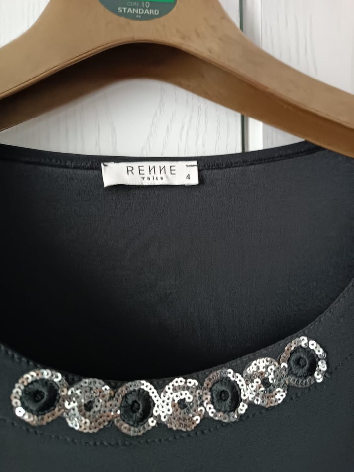 Zincir Detaylı Siyah Kadın Bluz - Görsel 3