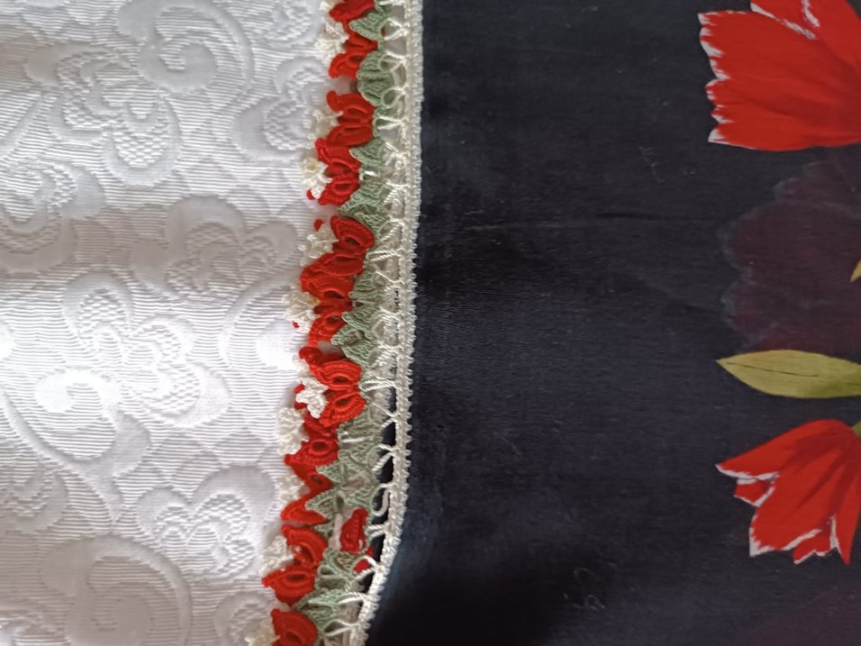 Dantel Detaylı Kırmızı Vintage Kadın Fular - Görsel 4