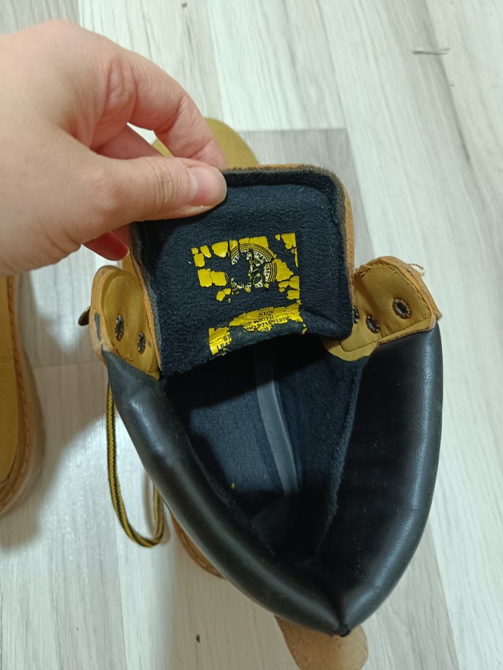 CAT Kadın Kahverengi Süet Bot - Görsel 2