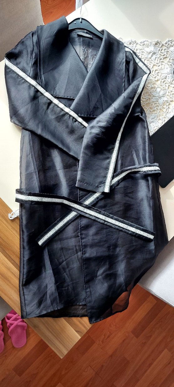 Uzun Siyah Gotik Kadın Elbisesi - Görsel 3