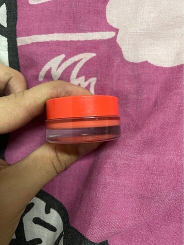  Beden Renk Flormar lip balm ve allık şeftali