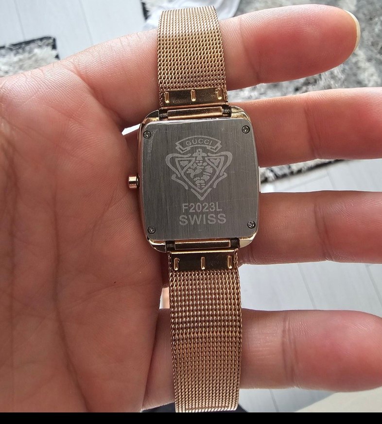 Orjinal Gucci Bayan saat - Görsel 3