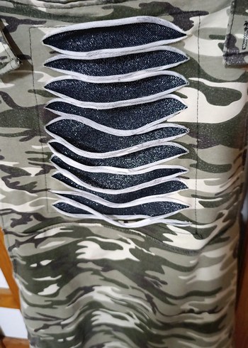 Yeşil Kamuflaj Desenli Tulum Etek - Görsel 3