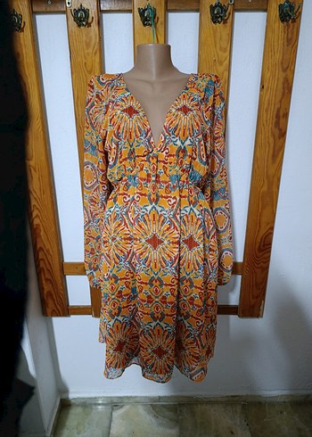 Renkli desenli  V Yaka  Elbise - Görsel 9