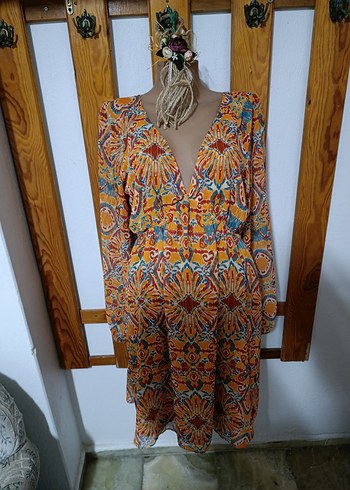 Renkli desenli  V Yaka  Elbise - Görsel 11