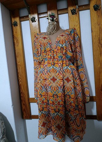 Renkli desenli  V Yaka  Elbise - Görsel 10