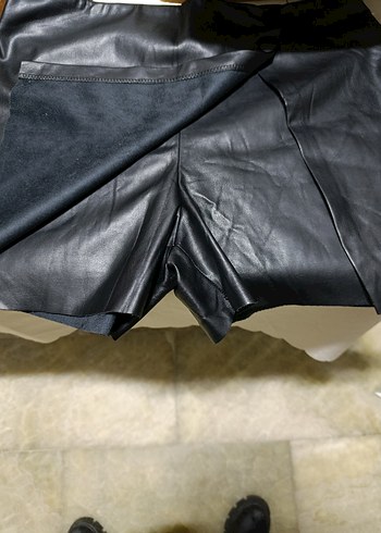 Siyah Deri Şort Etek - Görsel 10
