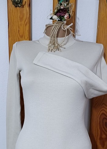 Krem renk Yüksek Yakalı Kadın Triko Elbise - Görsel 3