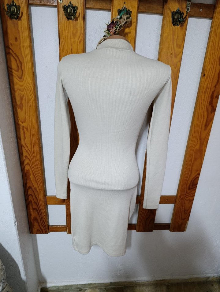 Krem renk Yüksek Yakalı Kadın Triko Elbise - Görsel 5