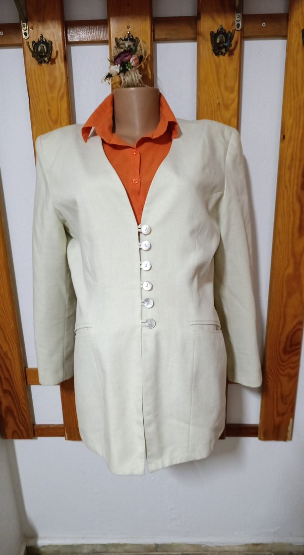 Düğmeli Beyaz Keten Kadın Blazer - Görsel 2