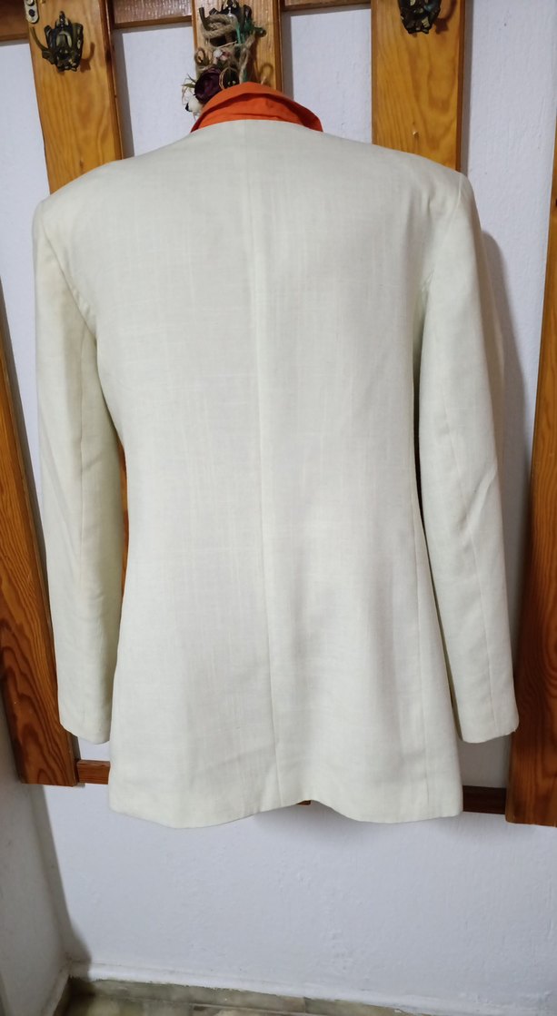 Düğmeli Beyaz Keten Kadın Blazer - Görsel 5
