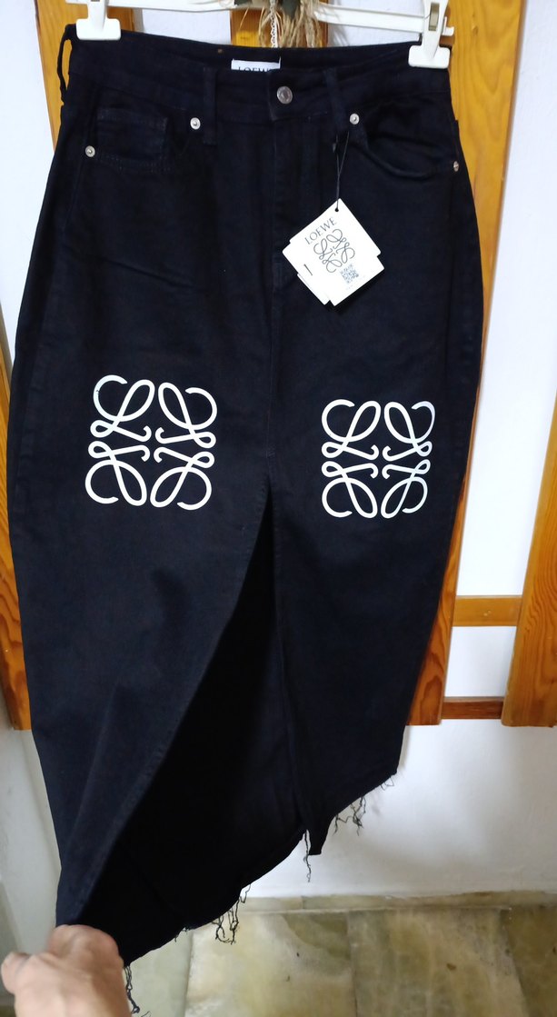 Uzun Yırtmaçlı Siyah Kot Etek - Görsel 3