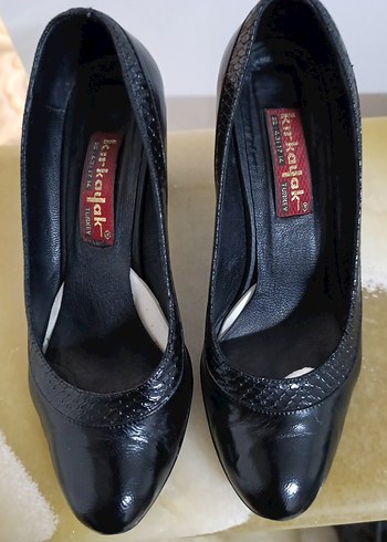 Siyah Topuklu Kadın Ayakkabı - Görsel 4