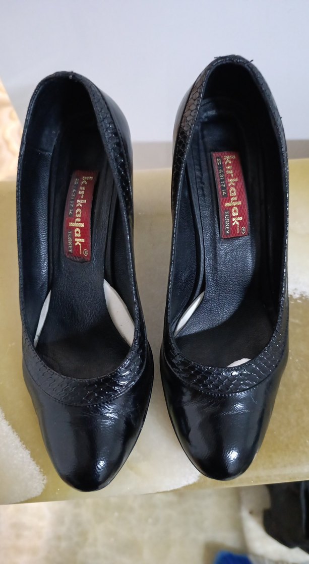 Siyah Topuklu Kadın Ayakkabı - Görsel 4