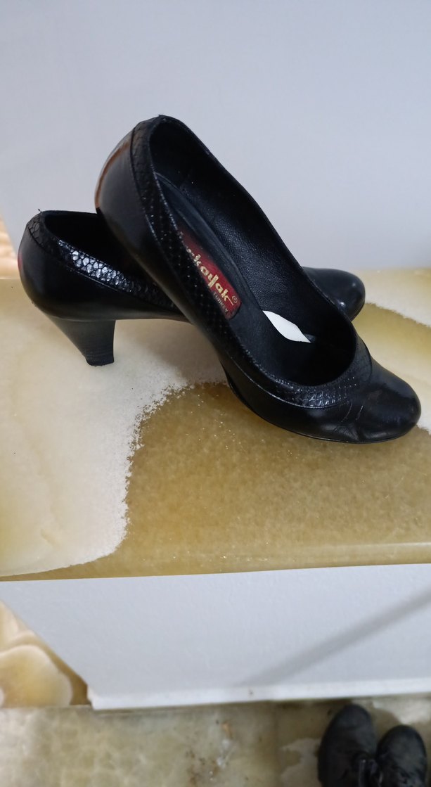 Siyah Topuklu Kadın Ayakkabı - Görsel 3